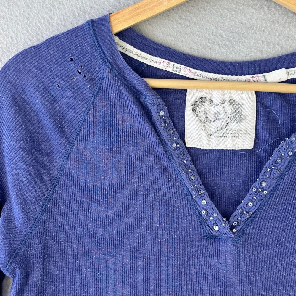 Vintage L.E.I. Babydoll Top Women XL Purple Y2K Ribbed Heart Graphic V-Neck - Picture 4 of 9